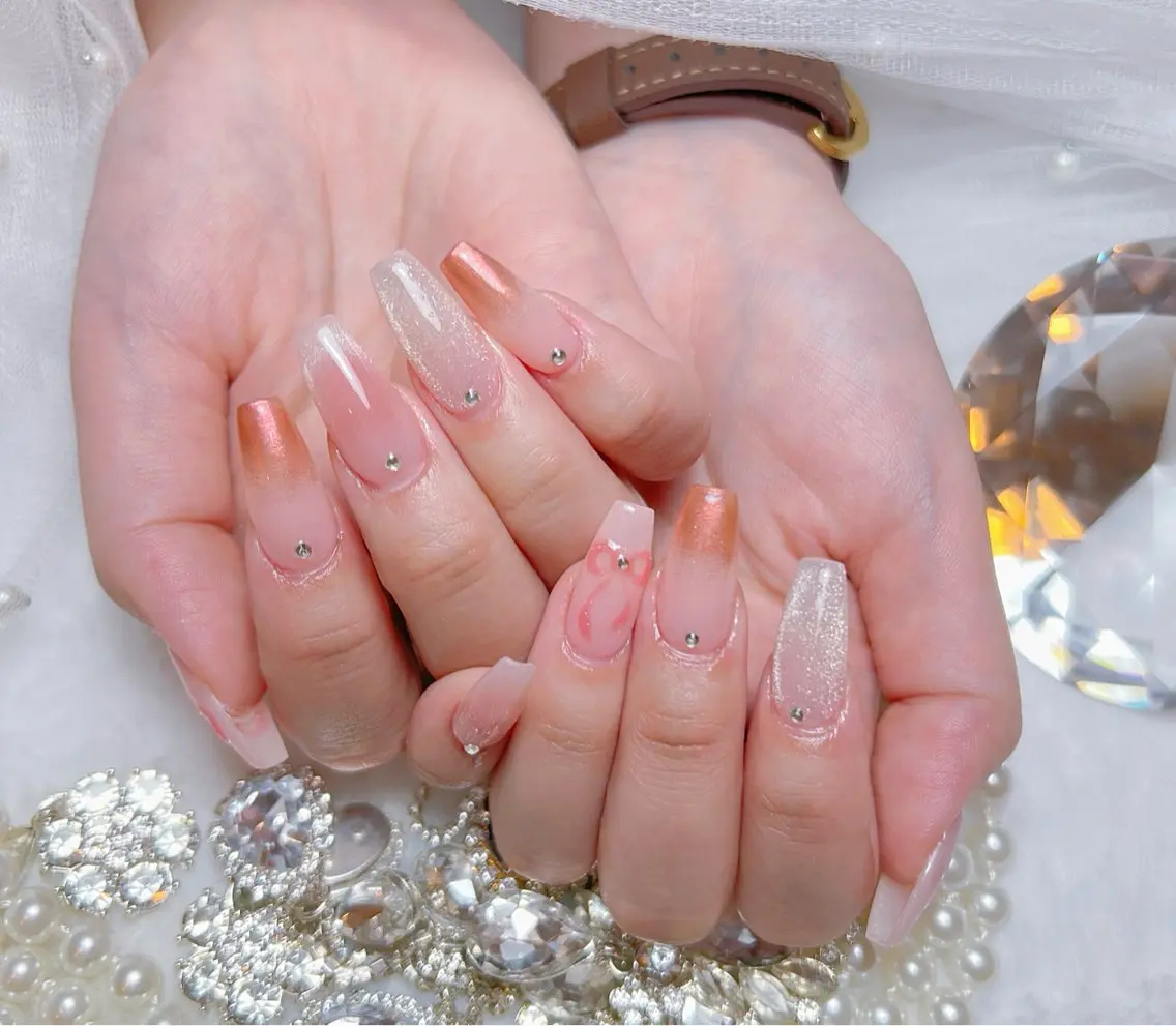 ネイル アートネイル オーロラネイル チークネイル 長さ出し フットネイル Miya _nailのネイルデザイン