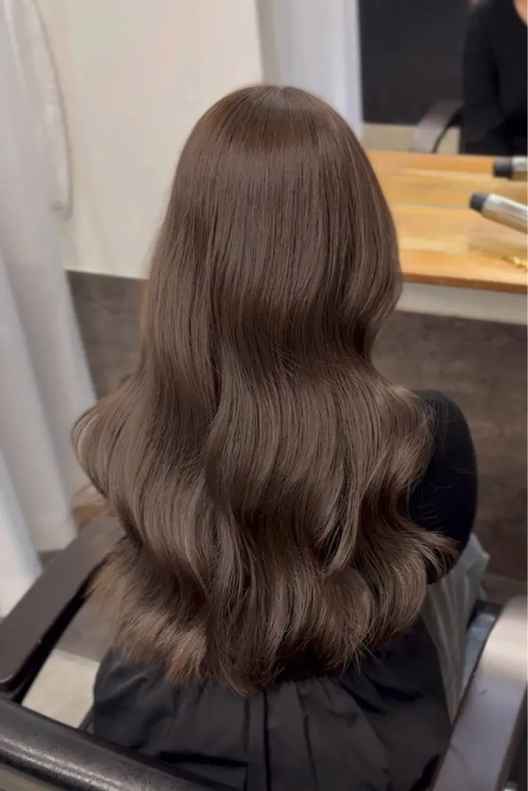 ロング カラー ブリーチ ブラウンカラー ダブルカラー モカブラウン ブリーチなしカラー ヘアカラー 🩵福岡ブリーチなし レイヤー/紫音🩵のヘアスタイル