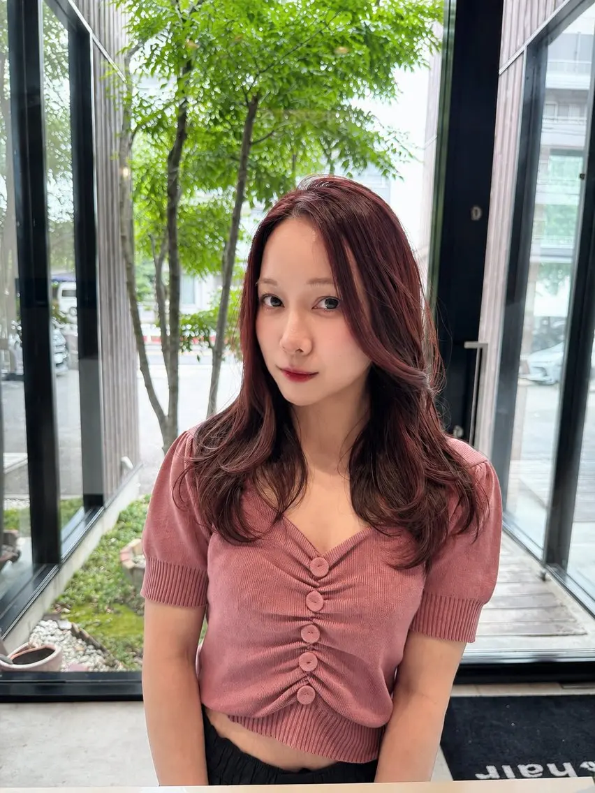 ロング ⭐️カラー特化⭐️ 安達佑紀のヘアスタイル