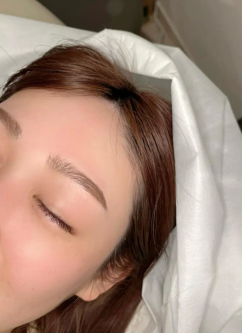 〈追加セットメニュー〉眉ワックス&スタイリング(まつげメニューとセット用メニューです🩶)の写真