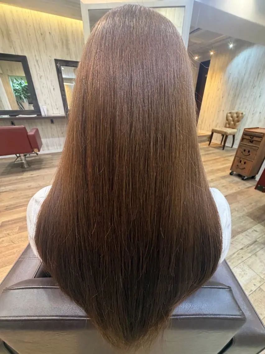 カラー 髙島 理美のヘアスタイル
