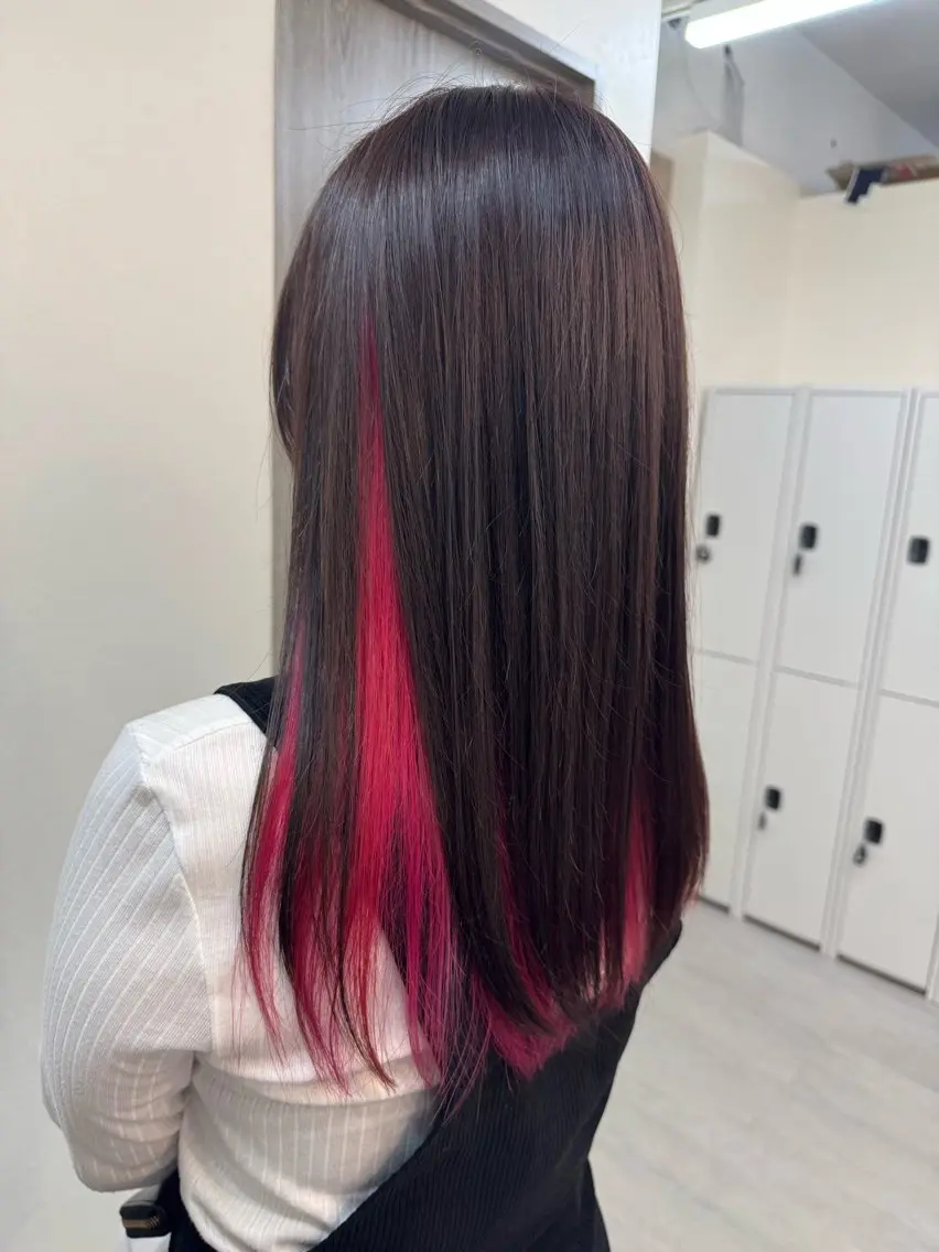 セミロング 🧤ル ウ🧤のヘアスタイル
