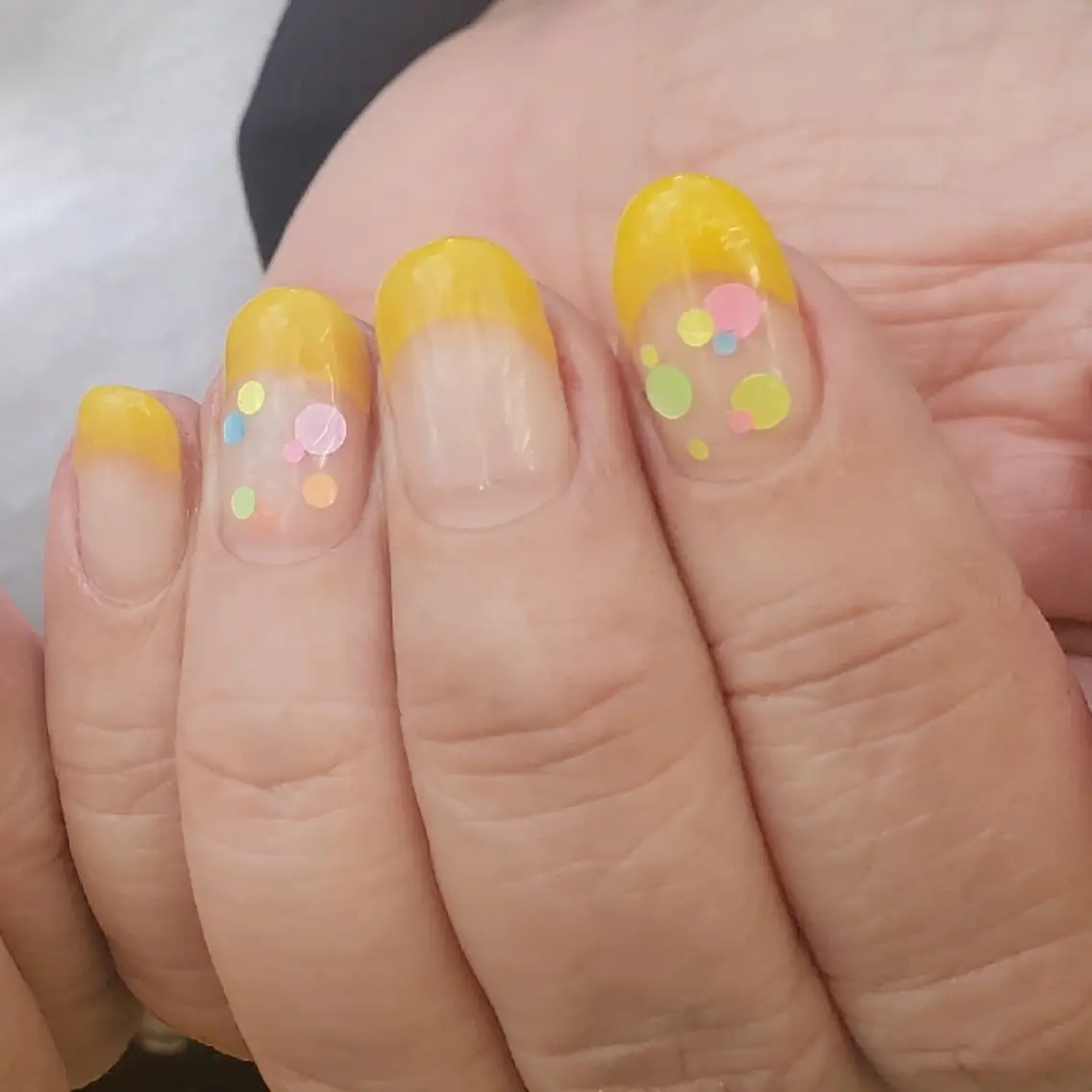 ネイル フレンチネイル 持ち込み MoM マムネイル原宿のネイルデザイン