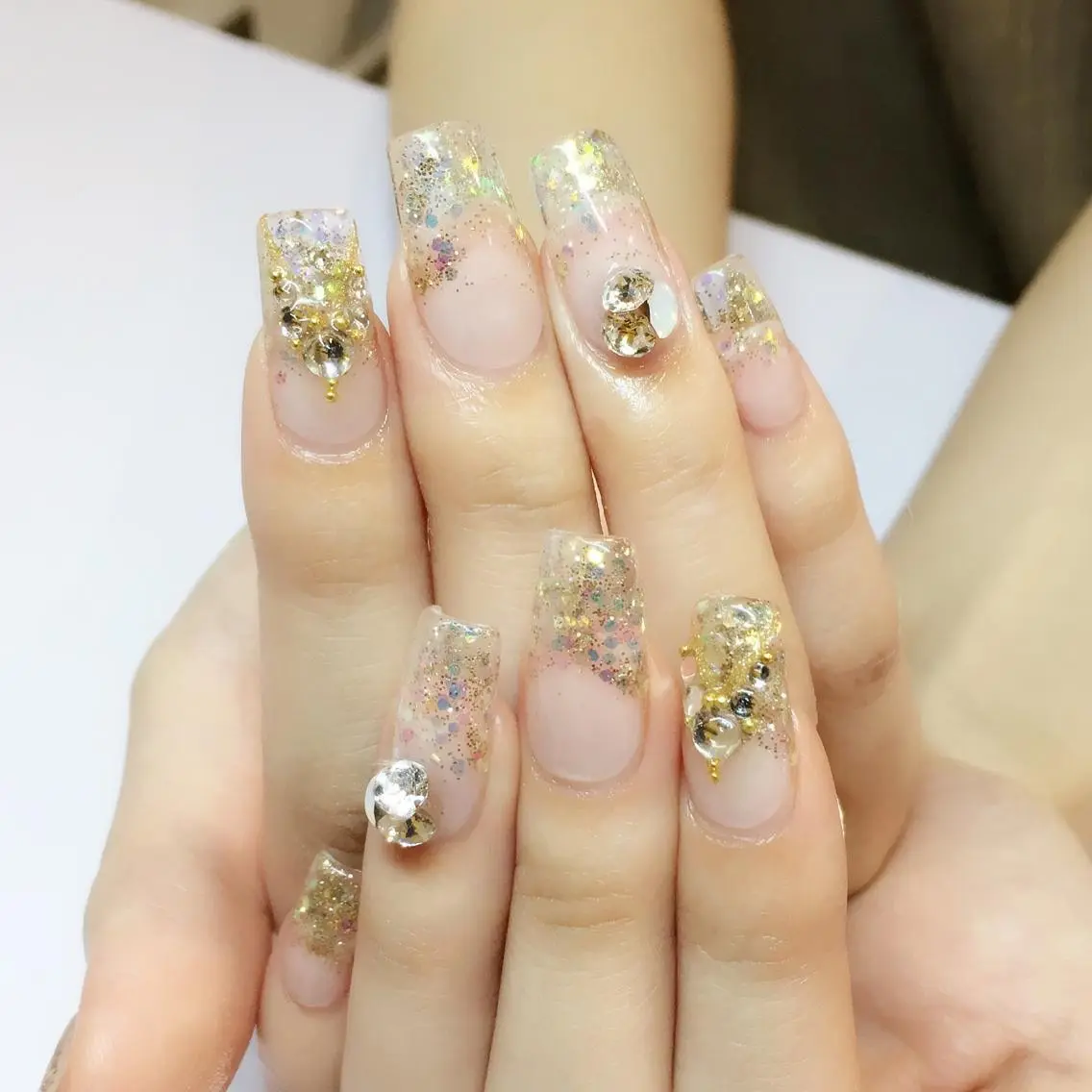 ネイル クリアネイル グラデーション ラメ(グリッター) ラメグラデーション スカルプネイル nail salon Soeurのネイルデザイン