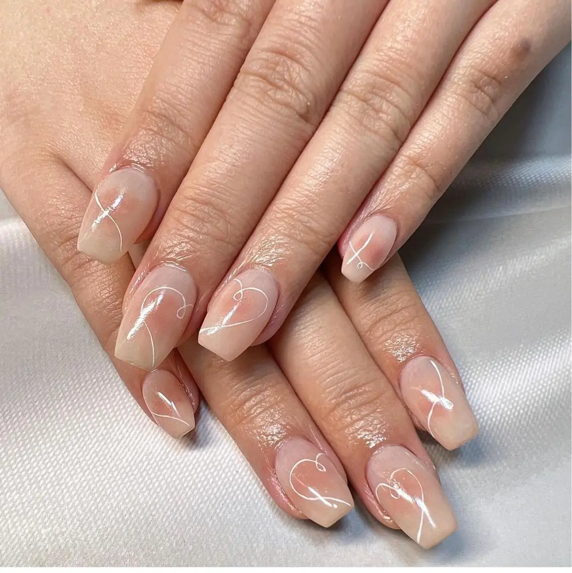 ネイル チークネイル ハート ニュアンスネイル シンプルネイル coco nailのネイルデザイン