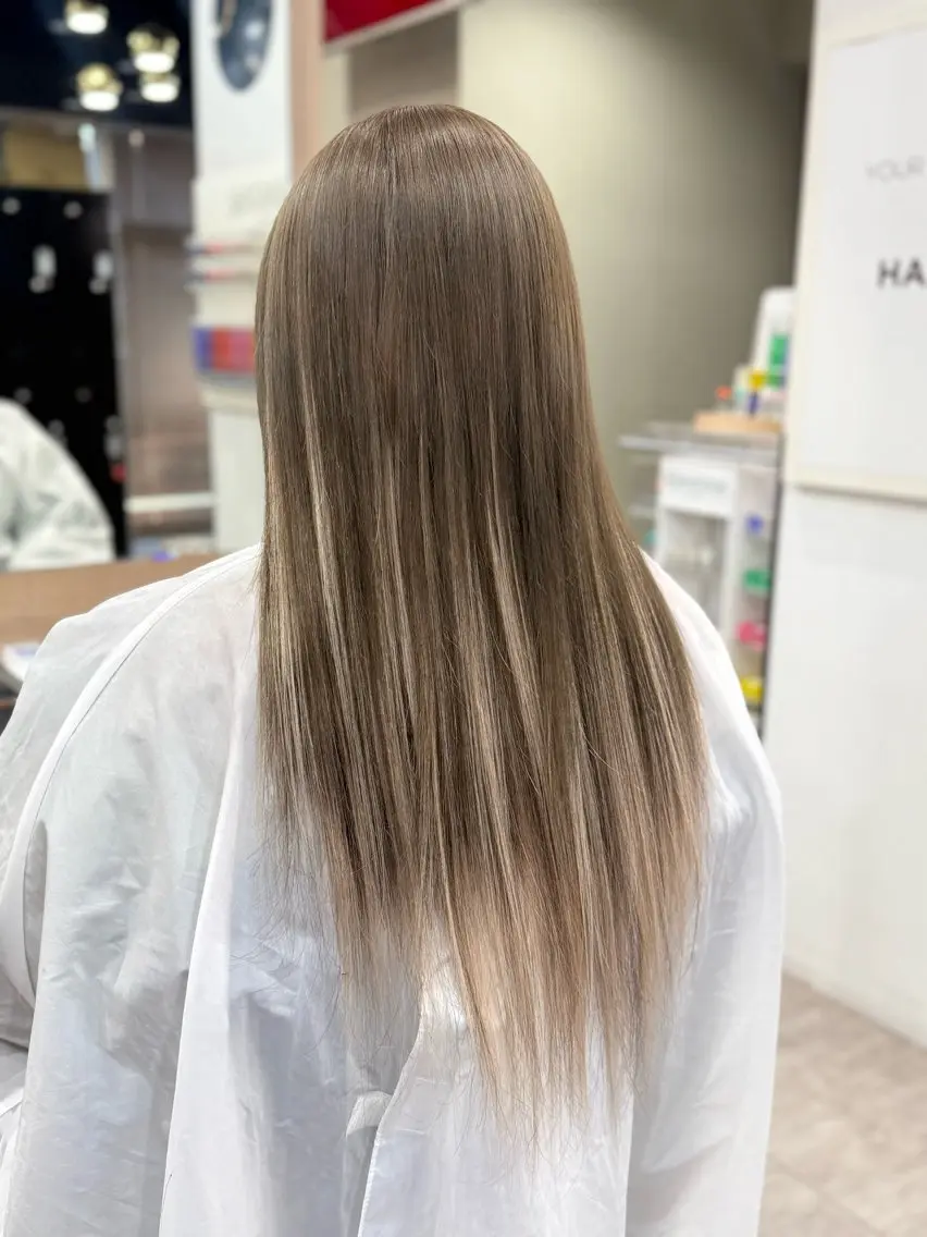 ロング カット エクステ RIEブリーチ& エクステ特化型のヘアスタイル