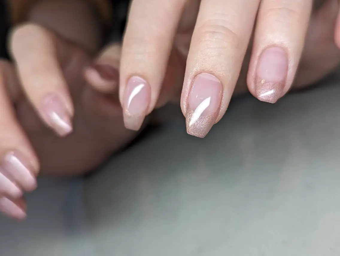 ネイル フレンチネイル ハンドネイル Nailsalon BEeR。のネイルデザイン