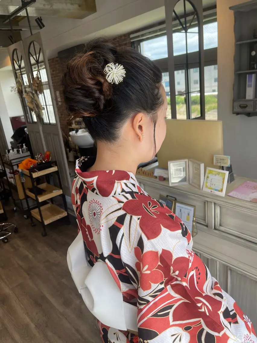 ロング ヘアアレンジ ヘアセット Felice Erikaのヘアスタイル