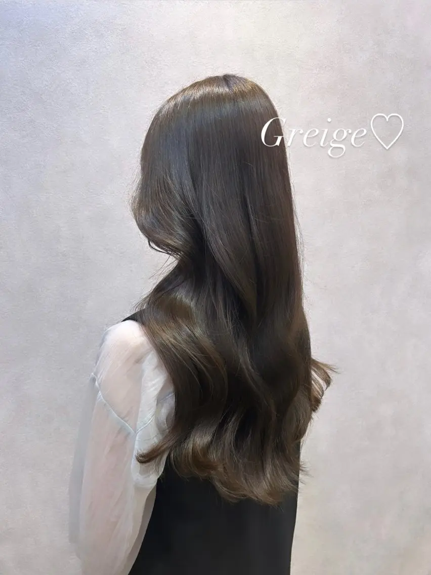 ロング カラー ヘアアレンジ アッシュ 透明感カラー グレージュ 🩷韓国ヘア/ヨシン モリ🩷Maikaのヘアスタイル