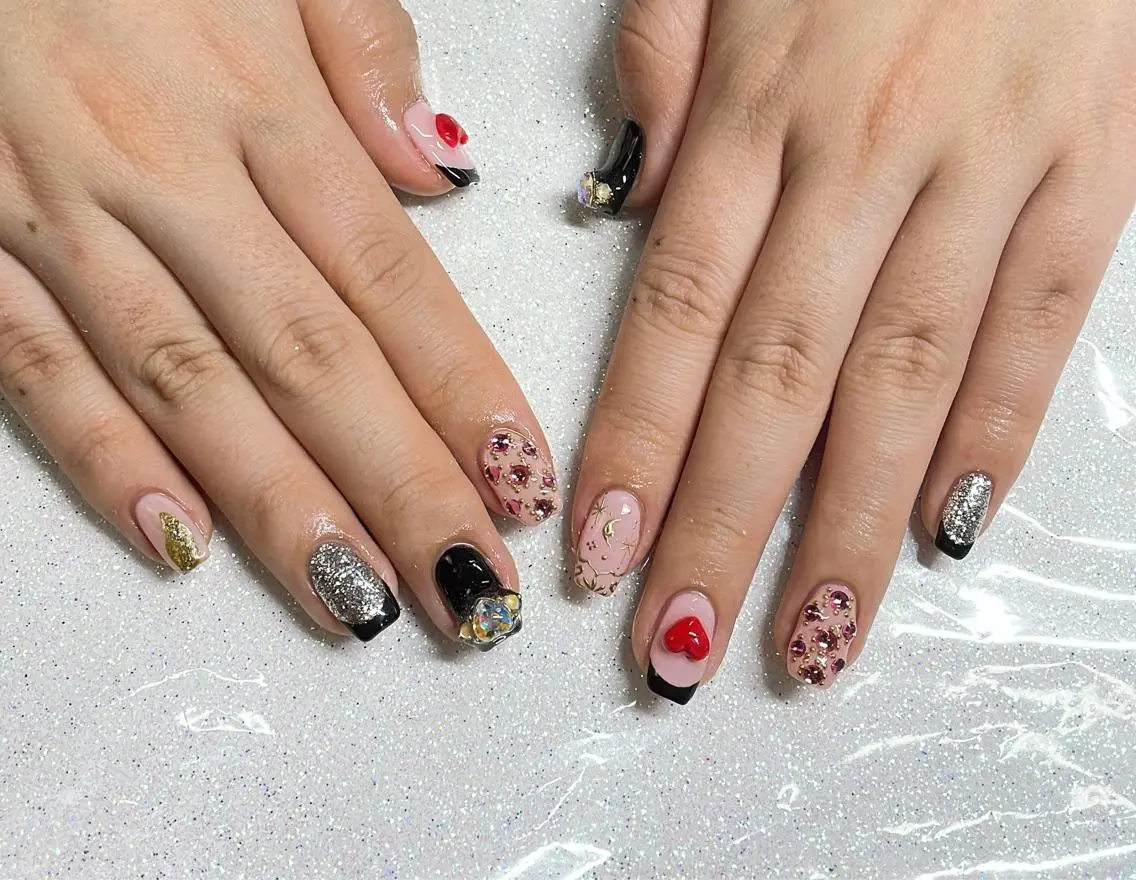 ネイル ハンドネイル VIERU 🌈🎀💖のネイルデザイン