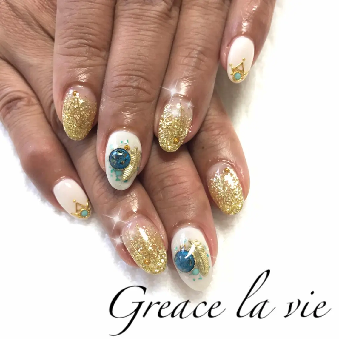 ミディアム カラー パーマ ヘアアレンジ キッズ ネイル マツエク・マツパ Greace  la vieのネイルデザイン