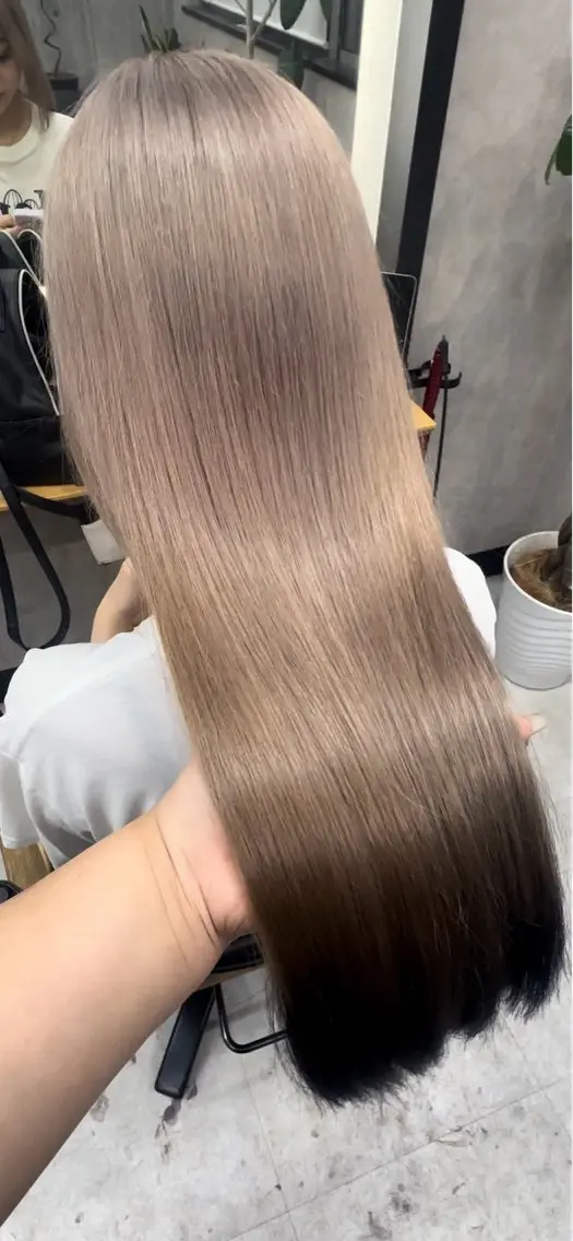 ロング カラー KITAMURA RIHOのヘアスタイル