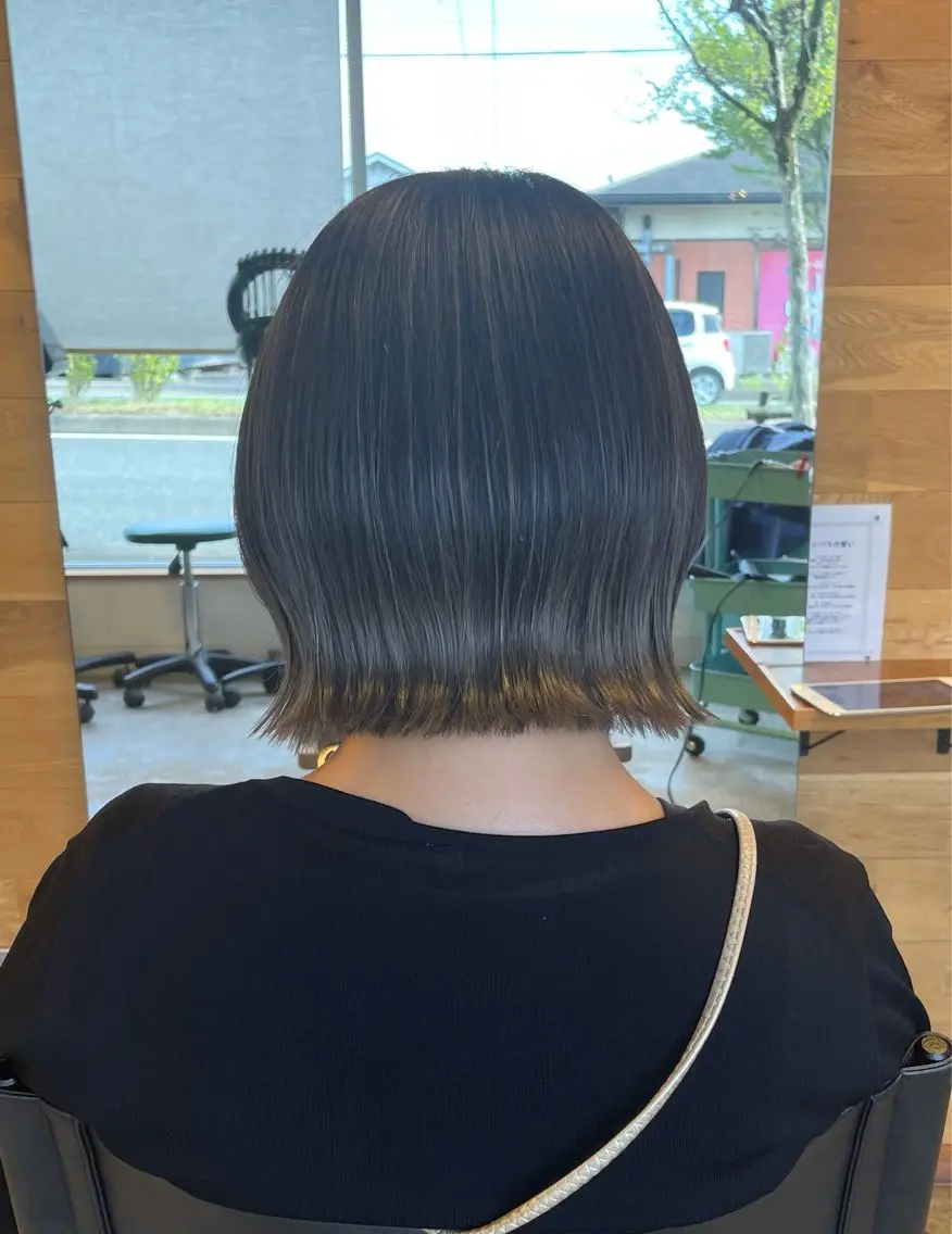 ミディアム 畑村 まゆみのヘアスタイル