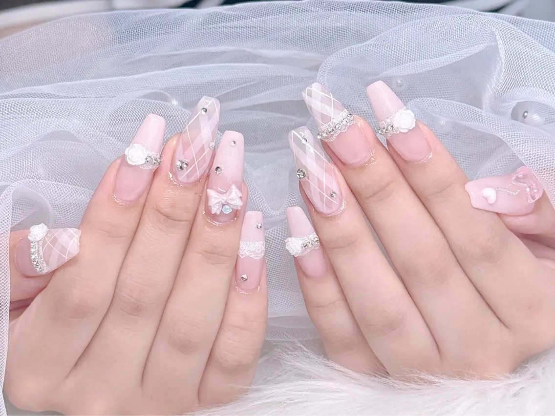 ネイル ハンドネイル LuLu ネイルサロンのネイルデザイン