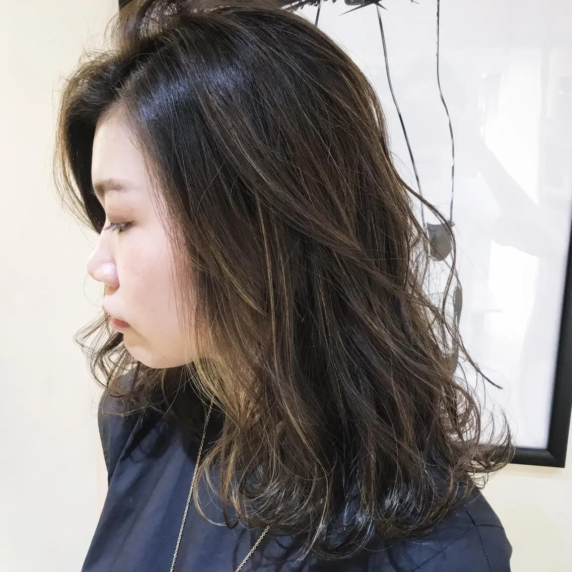 セミロング カラー ハイライトカラー ハイライト 髪質改善サロン ARCHE野瀬冬馬のヘアスタイル