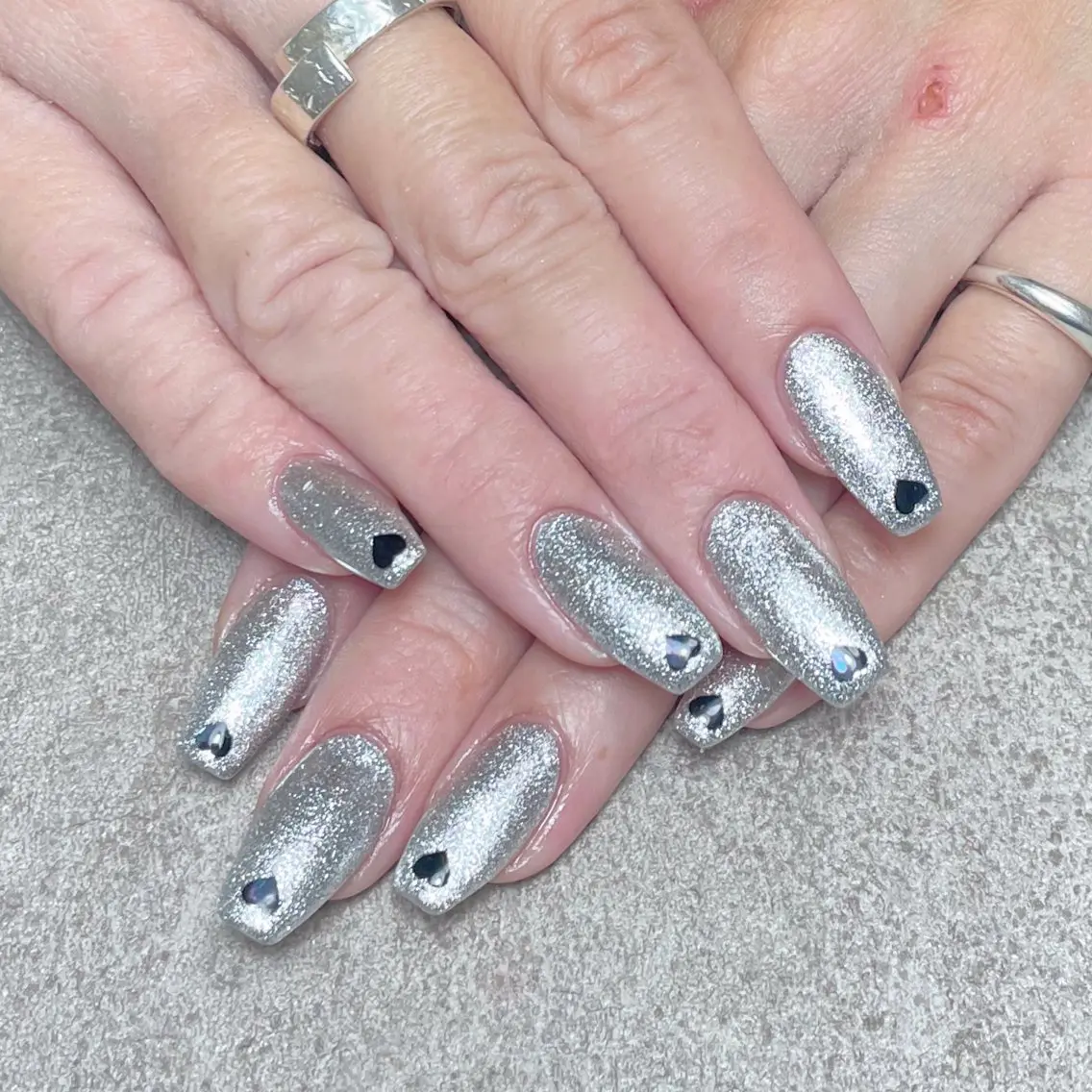ネイル ホログラムネイル ハンドネイル nailroom DIASOMNIAのネイルデザイン