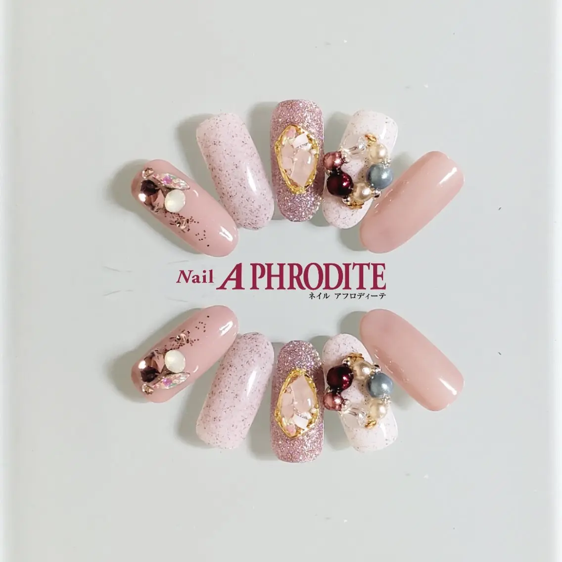 ネイル ジェルネイル ニュアンスネイル スカルプネイル ソフトジェル ネイルチップ Nail Aphroditeのネイルデザイン