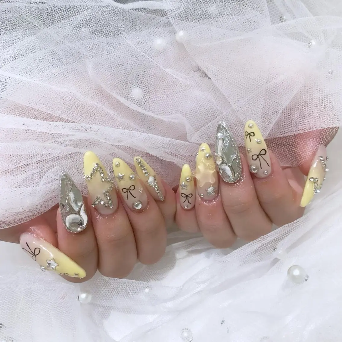 ネイル 長さ出し グラデーション 卒業式 キラキラネイル マグネットネイル ハンドネイル Lee Nailsのネイルデザイン