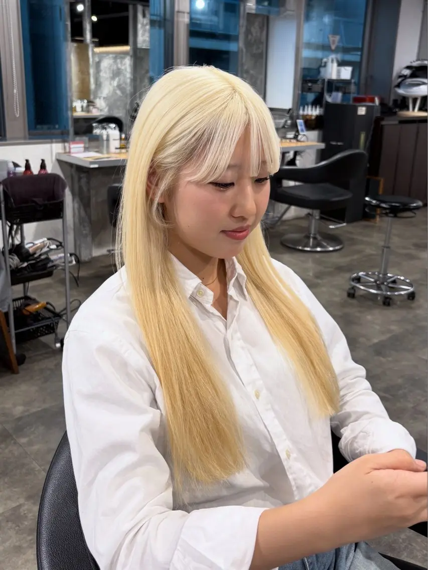 ロング カラー ヘアカラー トリートメント ハイトーン 横浜💞ミオのヘアスタイル