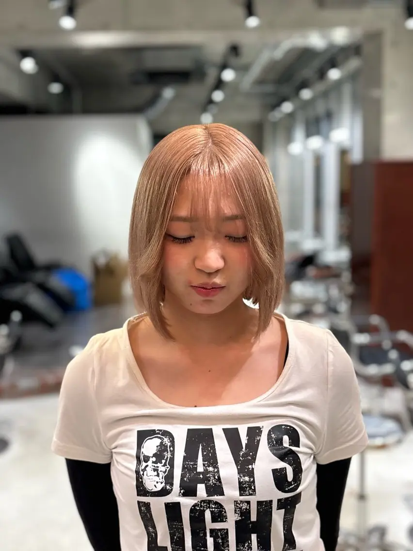ショート カラー ヘアカラー 閼伽井 誇和のヘアスタイル