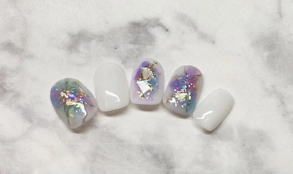 ネイル 長さ出し ジェルネイル 韓国ネイル マグネットネイル 持ち込み ハンドネイル Nail&eye Belire 新宿のネイルデザイン