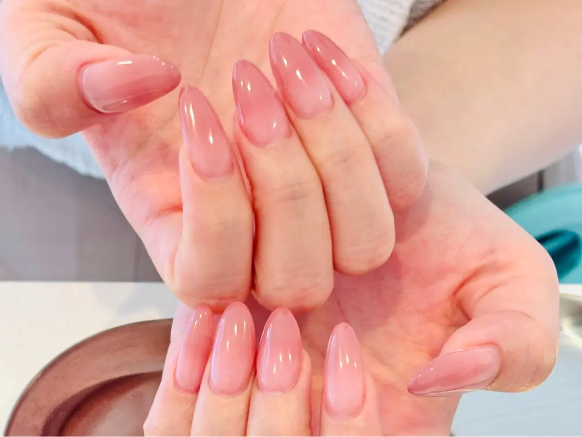 【チップ長さ出し】グラデーション(オフあり)💕新規オフ無料🆓フィルイン🉑能💕美フォルム/ケア込みの写真