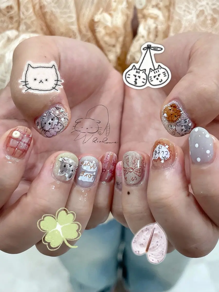 ネイル チークネイル フレンチネイル グラデーション マグネットネイル ワンカラーネイル ハンドネイル ronronne .のネイルデザイン