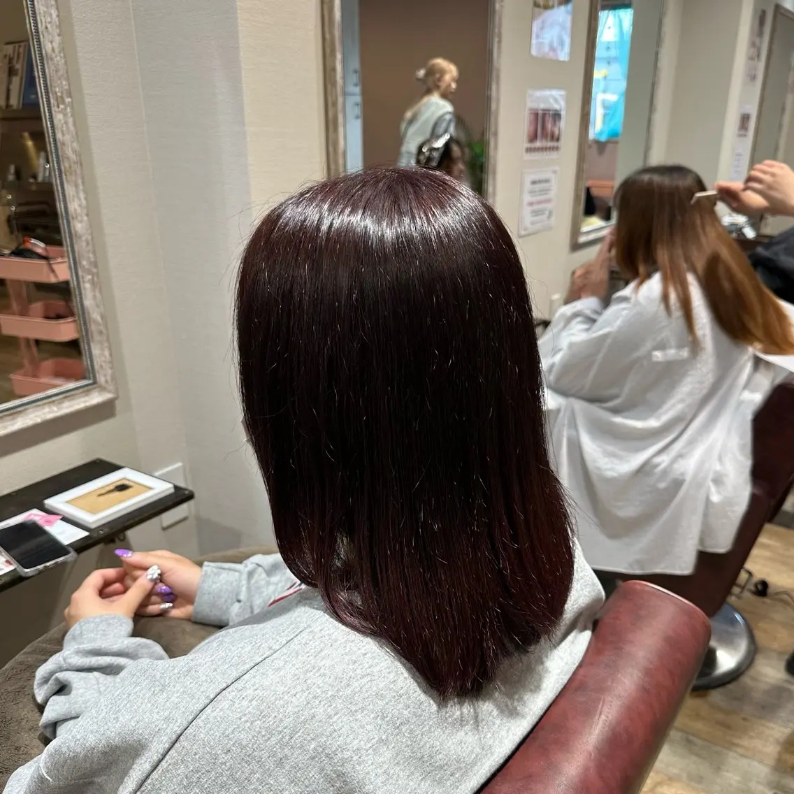 セミロング カラー 縮毛矯正 柔らかいbeige ¦韓国¦🩰マユ🩰のヘアスタイル