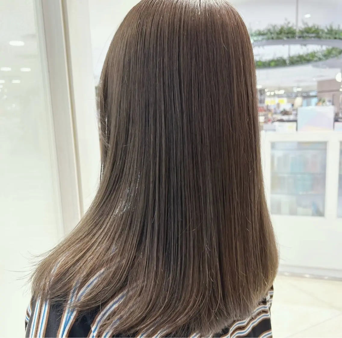 セミロング カラー 縮毛矯正/髪質改善/ 艶髪ササキナツミのヘアスタイル