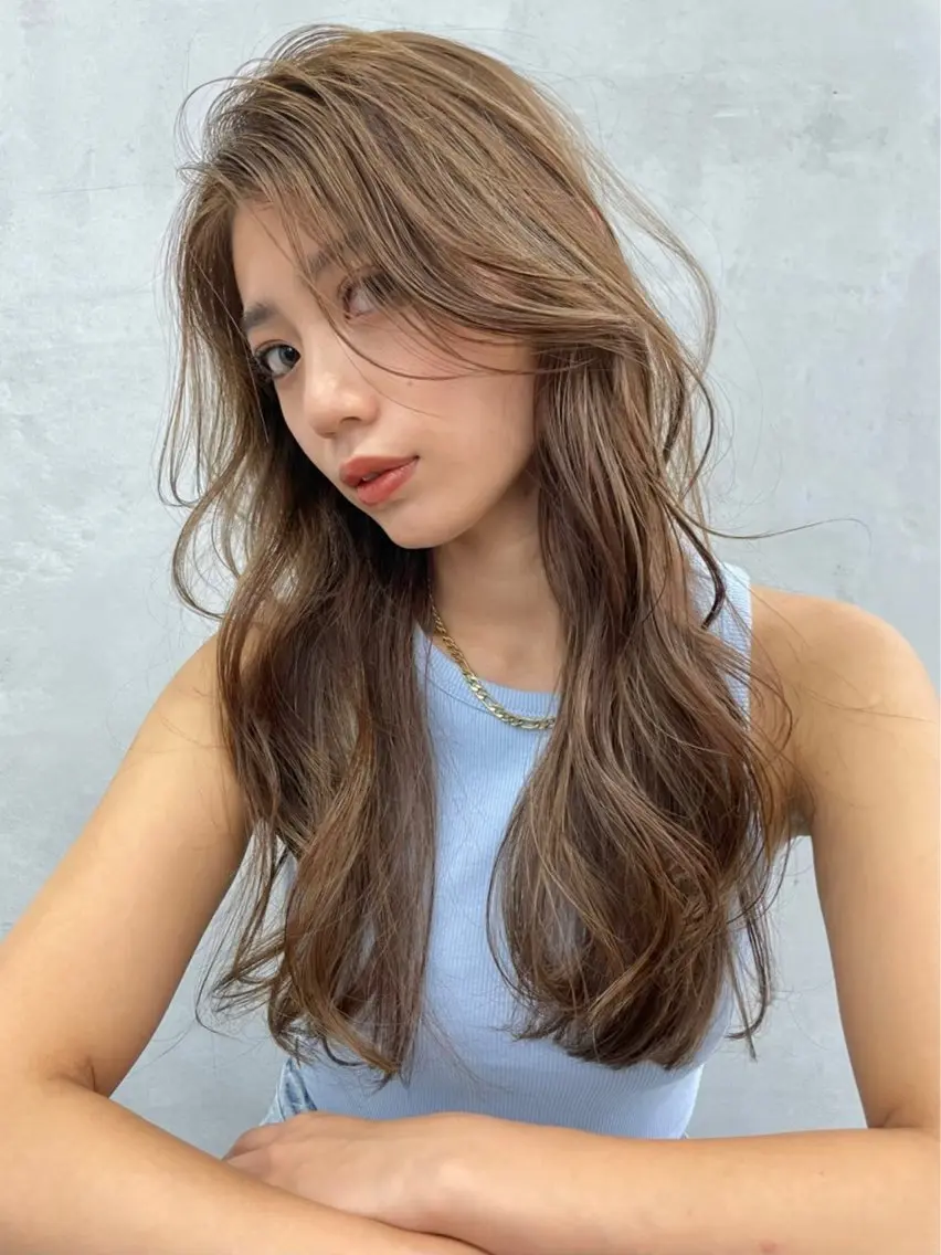 ロング カラー ブリーチ ケアブリーチ ハイライトカラー ハイライト ☀️東京→岡崎☀️ ハイライト青山彪雅のヘアスタイル