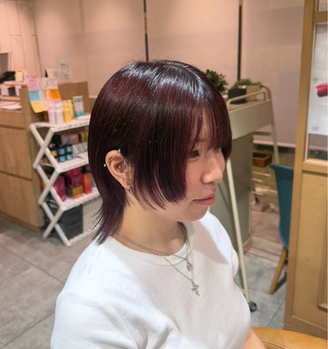 ショート カット 小西 舞依のヘアスタイル