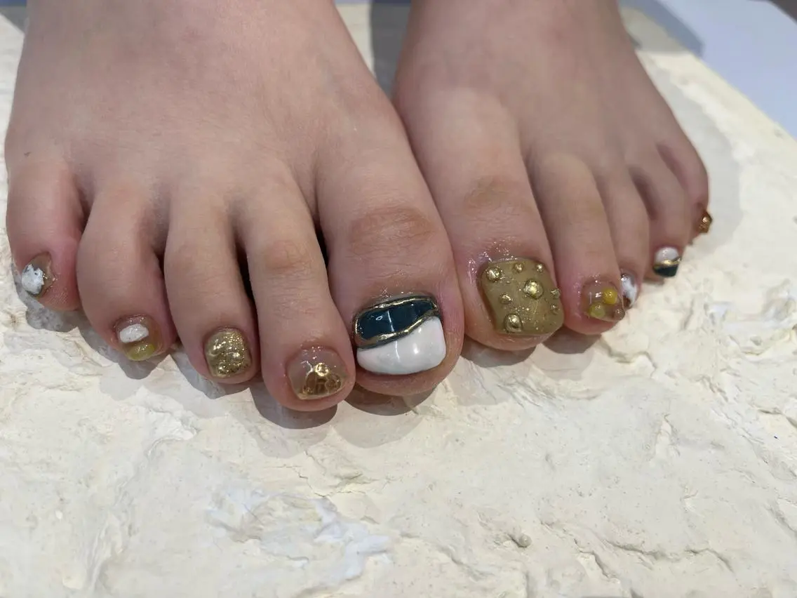ネイル フットネイル nail* runa🌻のネイルデザイン