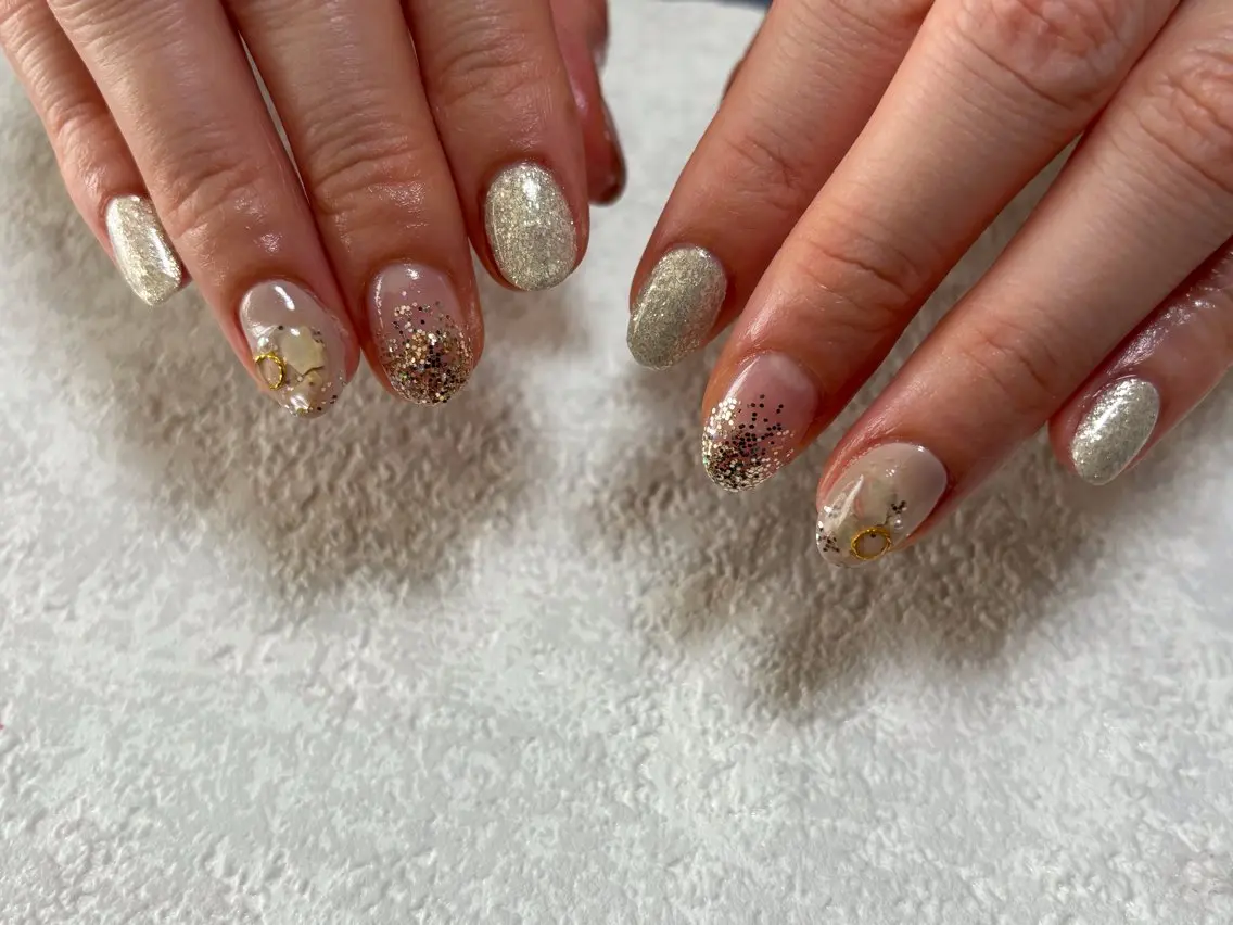 ネイル オーロラネイル フットネイル フレンチネイル ジェルネイル 韓国ネイル ハンドネイル kiki nail &brow二子玉川のネイルデザイン