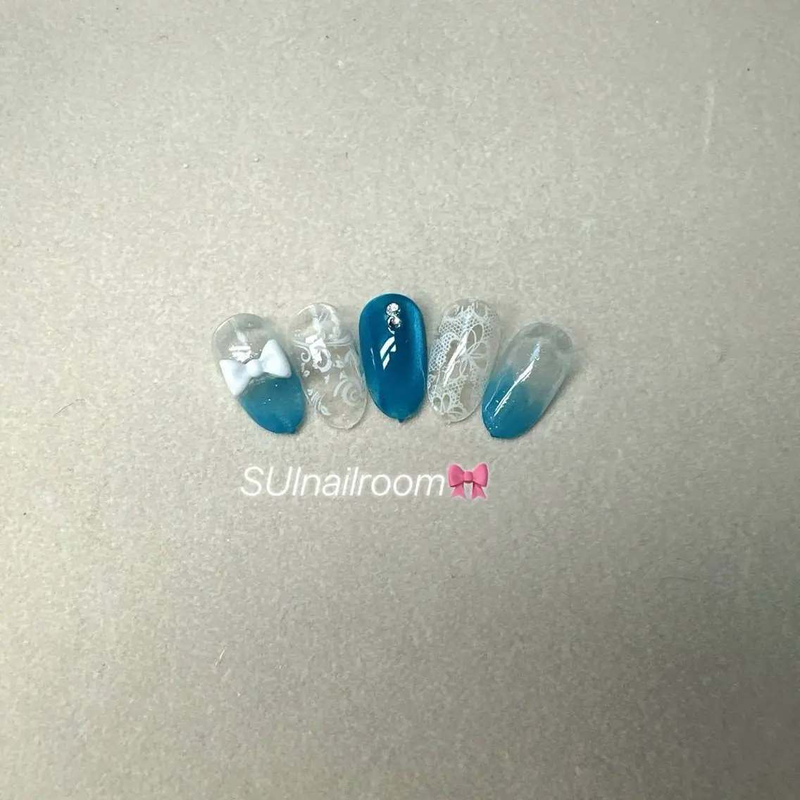 ネイル ブルー レース マグネットネイル ハンドネイル 自宅SUI Nail Roomのネイルデザイン