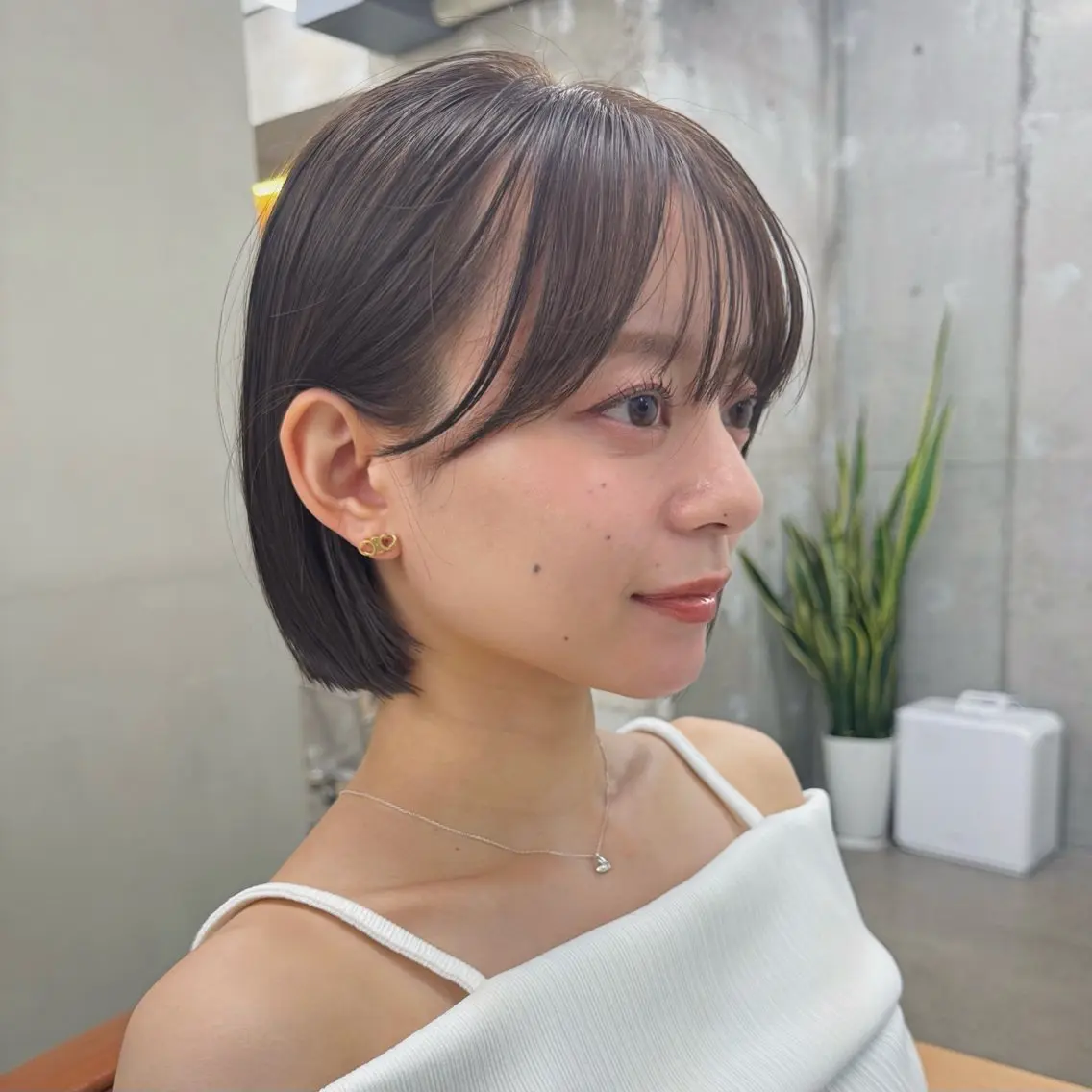 ショート カラー ボブ サイドバング レイヤー🐏髪質改善 /透明感/みっきーのヘアスタイル