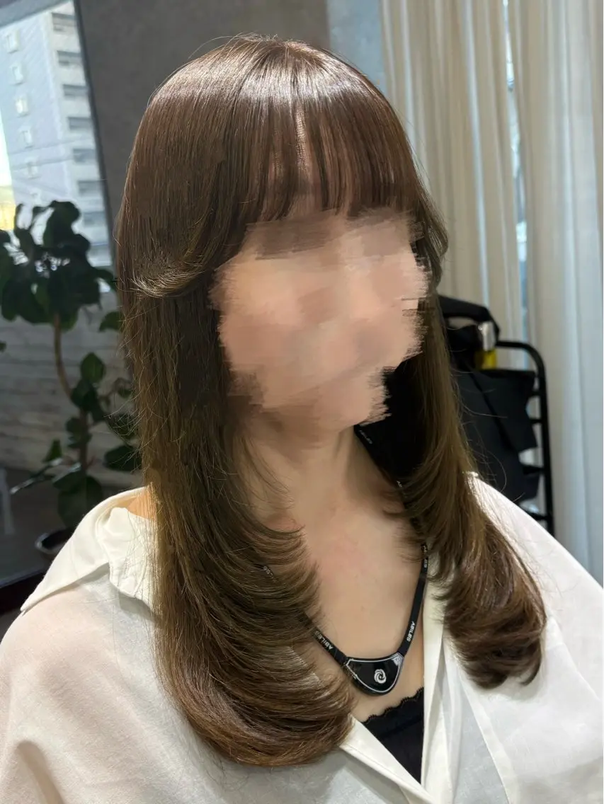 セミロング くびれヘア 韓国風ヘア レイヤーカット カット ヘアカラー トリートメント あい❤︎ /髪質改善/韓国巻きのヘアスタイル