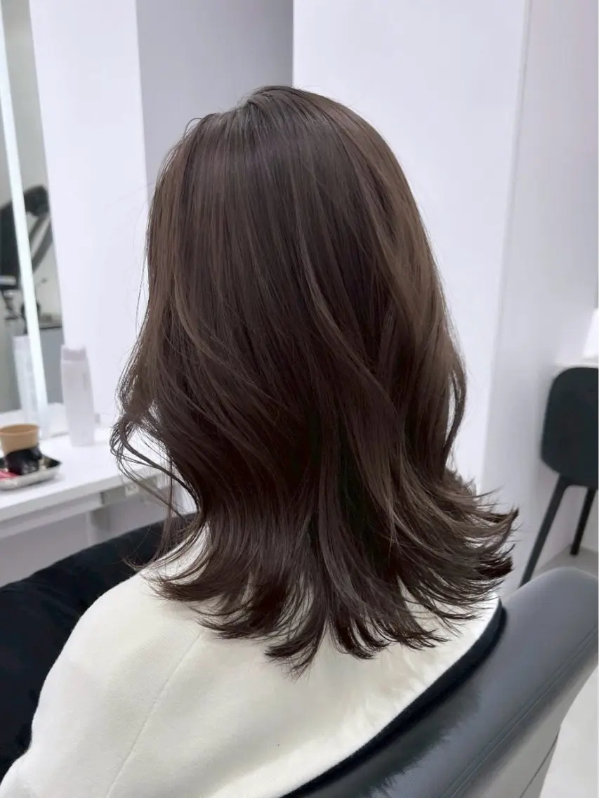 ミディアム カラー ヘアカラー トリートメント ヘアセット 🖤:抜け感×大人 スタイル/Aoiのヘアスタイル
