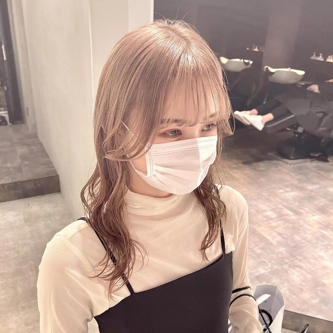 ロング カラー ベージュカラー ミルクティーベージュ ヘアカラー トリートメント ✨MiL✨ ✨心斎橋✨のヘアスタイル