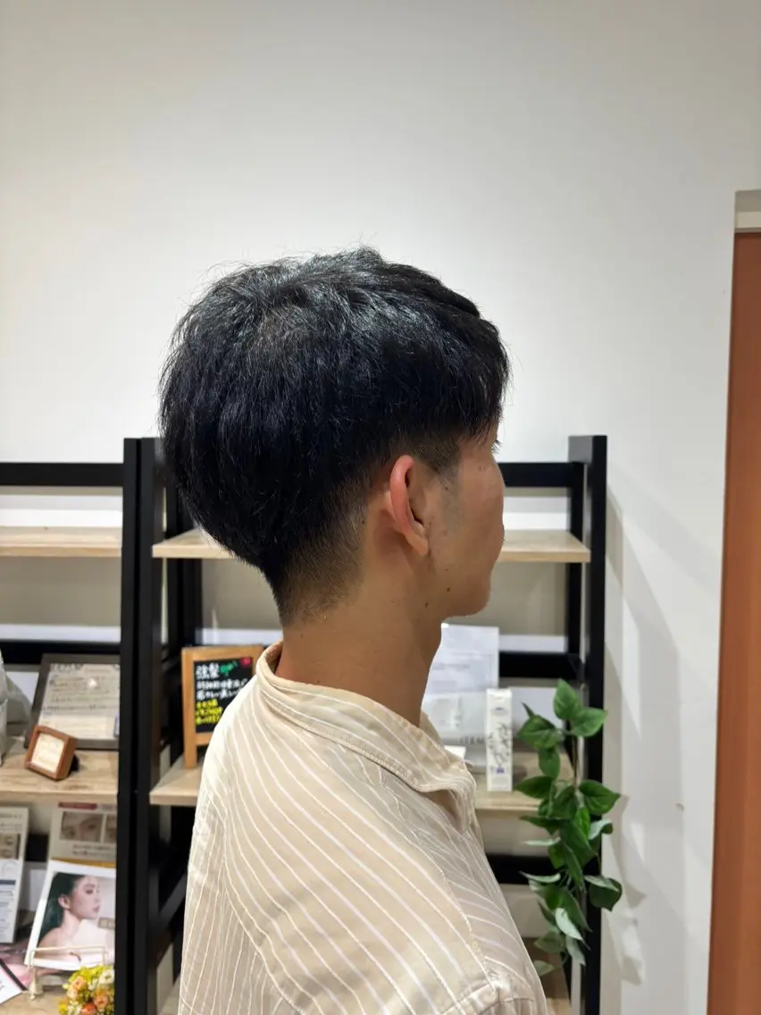 メンズ 刈り上げ 橋本 ななみのヘアスタイル