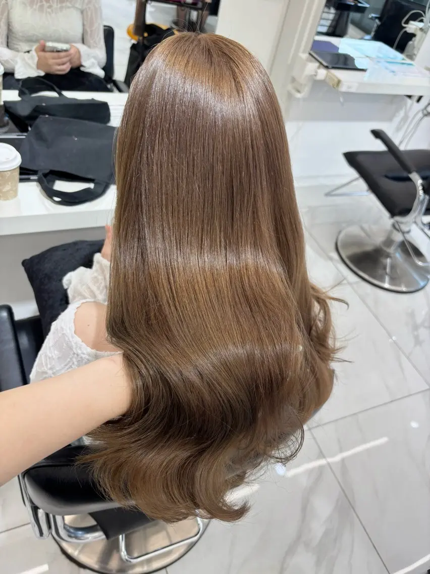 ロング カラー ベージュカラー ダブルカラー ヘーゼル ヘアカラー トリートメント 🩶大人韓国ヘア 渋谷/Satsukiのヘアスタイル