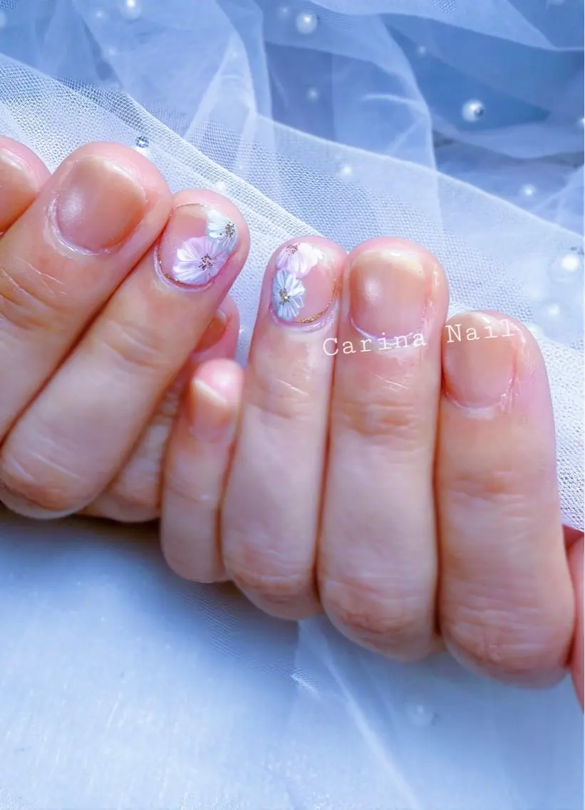 ネイル アートネイル フラワーネイル ゴールド Carina Nailのネイルデザイン