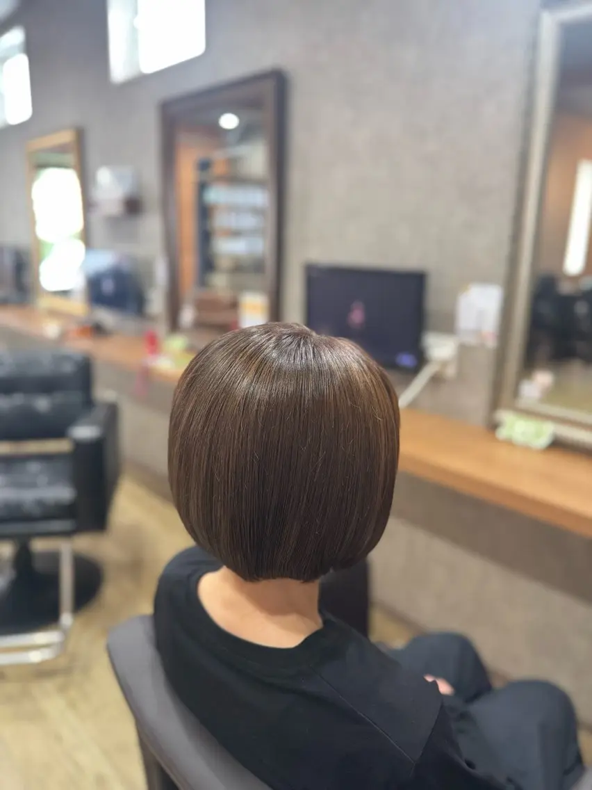 ショート . みおのヘアスタイル