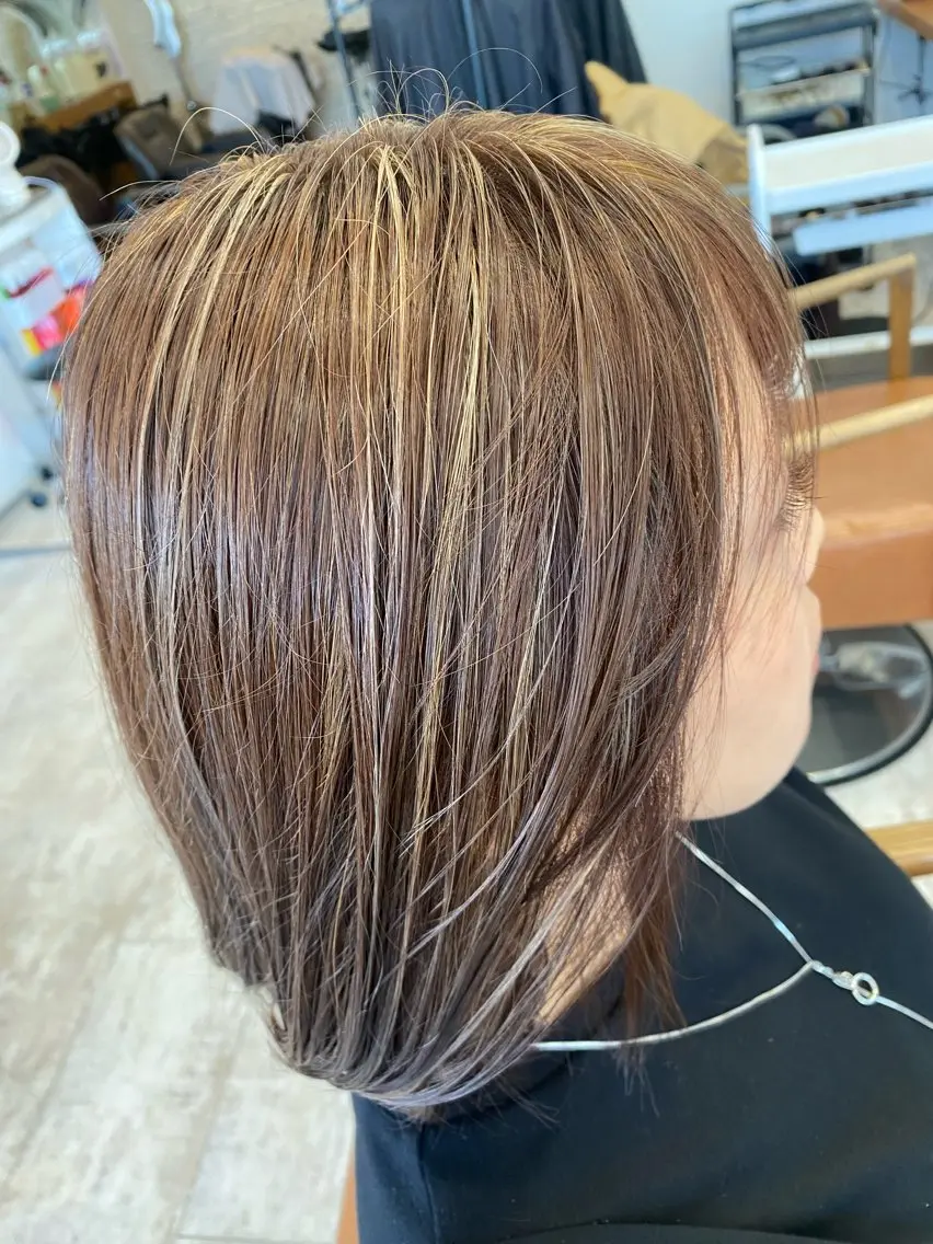 ミディアム カラー ハイライトカラー ハイライト 田崎 暁大のヘアスタイル