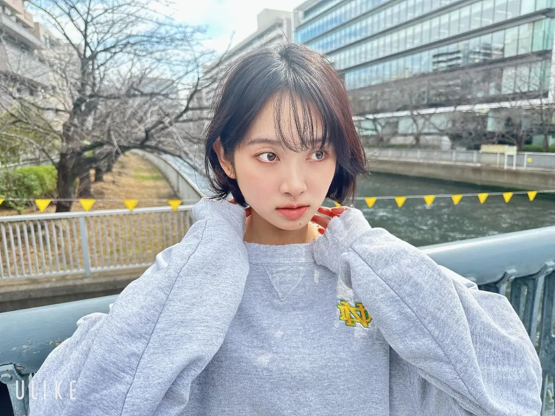ミディアム 菅谷 昌央のヘアスタイル