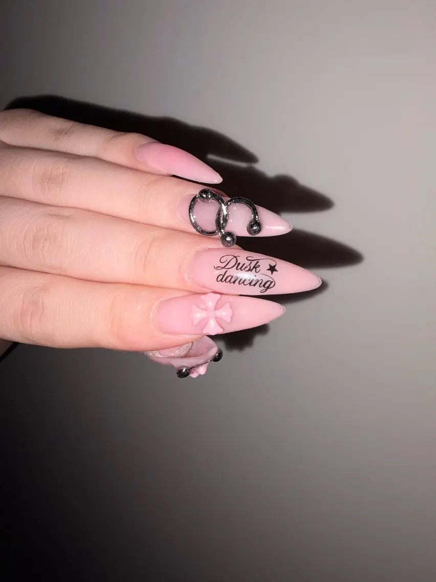 ネイル TH nailのネイルデザイン