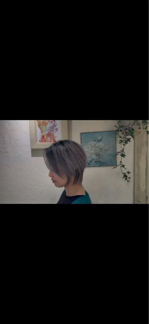 ショート カラー たけかわ みずきのヘアスタイル