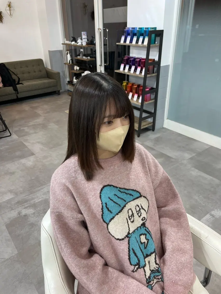 ミディアム 顔周りカット レイヤーカット 🌱 みよのヘアスタイル