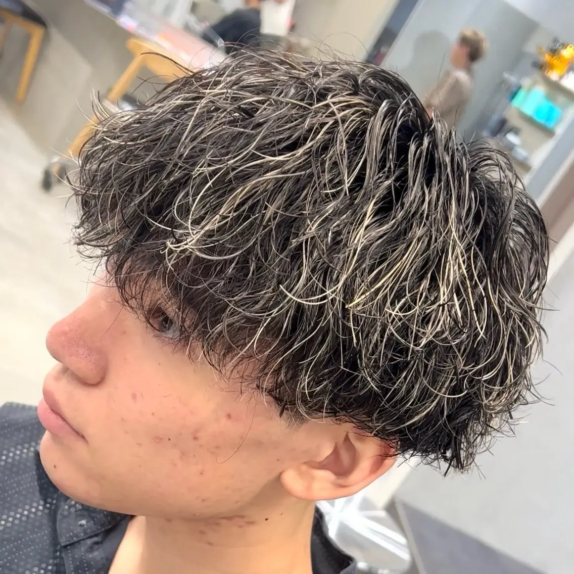 ミディアム カラー ヘアアレンジ メンズ fifth 石川 凪のヘアスタイル