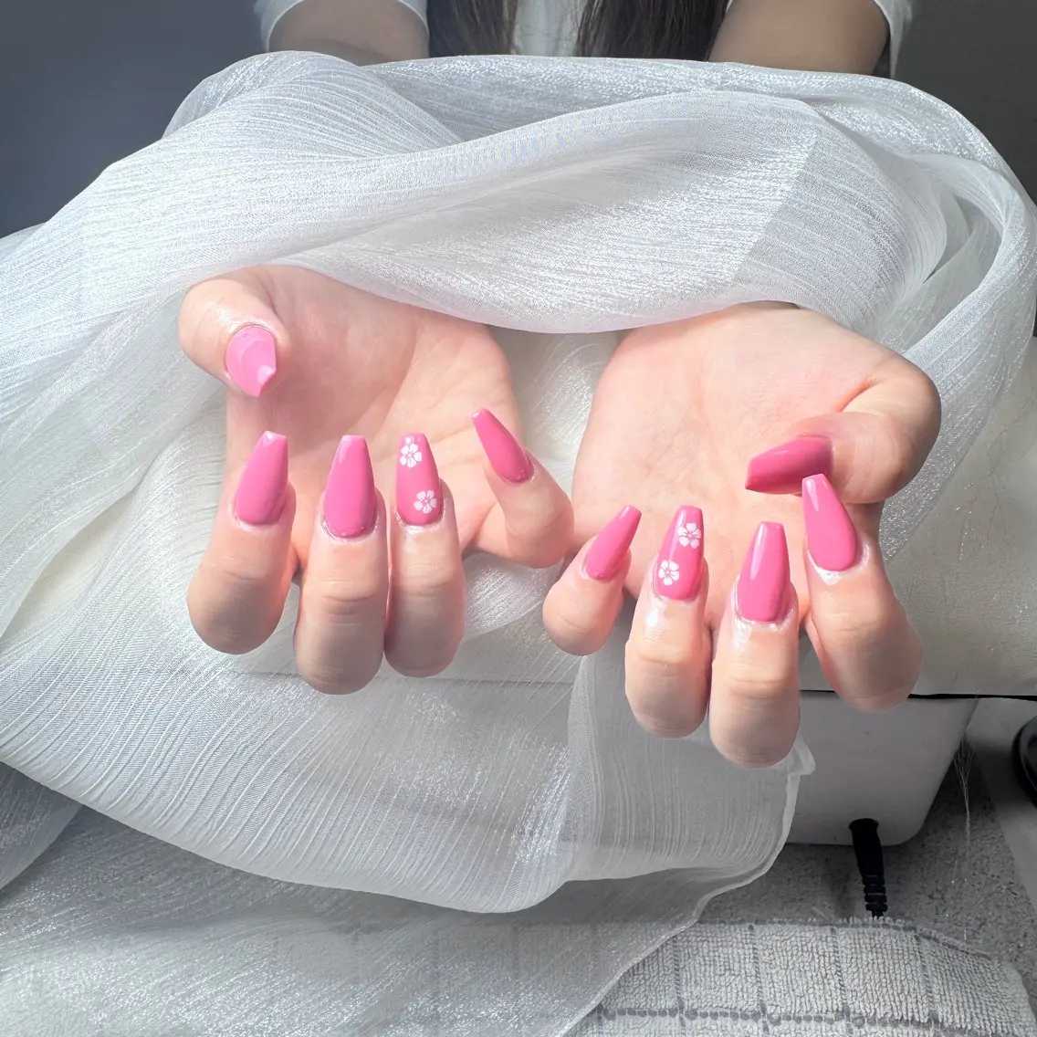 ネイル チークネイル フレンチネイル グラデーション 韓国ネイル マグネットネイル Hana Nailのネイルデザイン