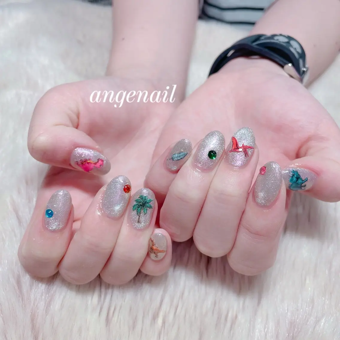 ネイル ハンドネイル オーナーネイリスト MAKIのネイルデザイン